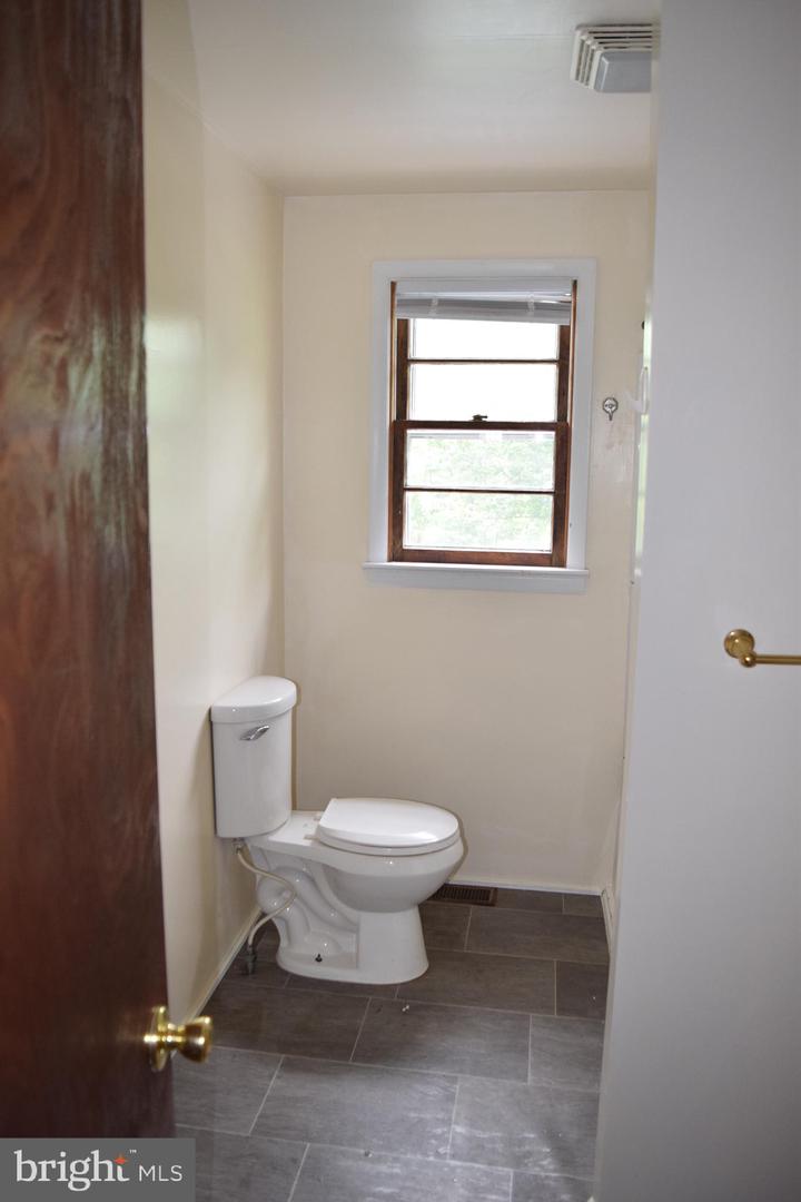 398 OLD BETHEL CHURCH RD, WINCHESTER, Virginia 22603, 3 Bedrooms Bedrooms, 8 Rooms Rooms,1 BathroomBathrooms,Residential,For sale,398 OLD BETHEL CHURCH RD,VAFV2034214 MLS # VAFV2034214