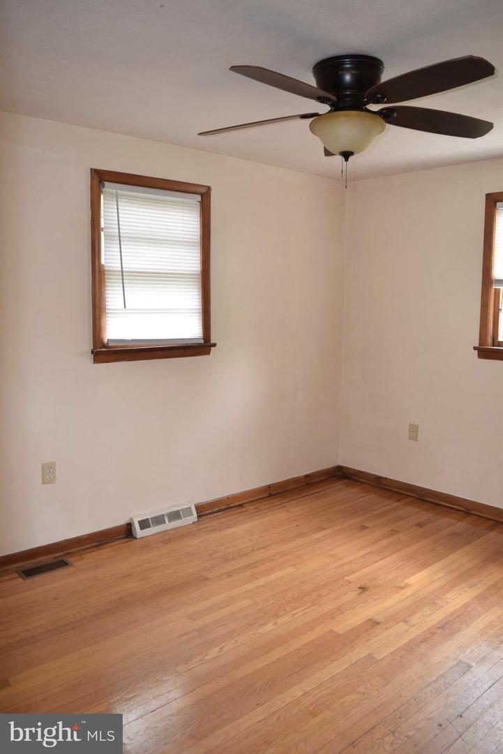 398 OLD BETHEL CHURCH RD, WINCHESTER, Virginia 22603, 3 Bedrooms Bedrooms, 8 Rooms Rooms,1 BathroomBathrooms,Residential,For sale,398 OLD BETHEL CHURCH RD,VAFV2034214 MLS # VAFV2034214