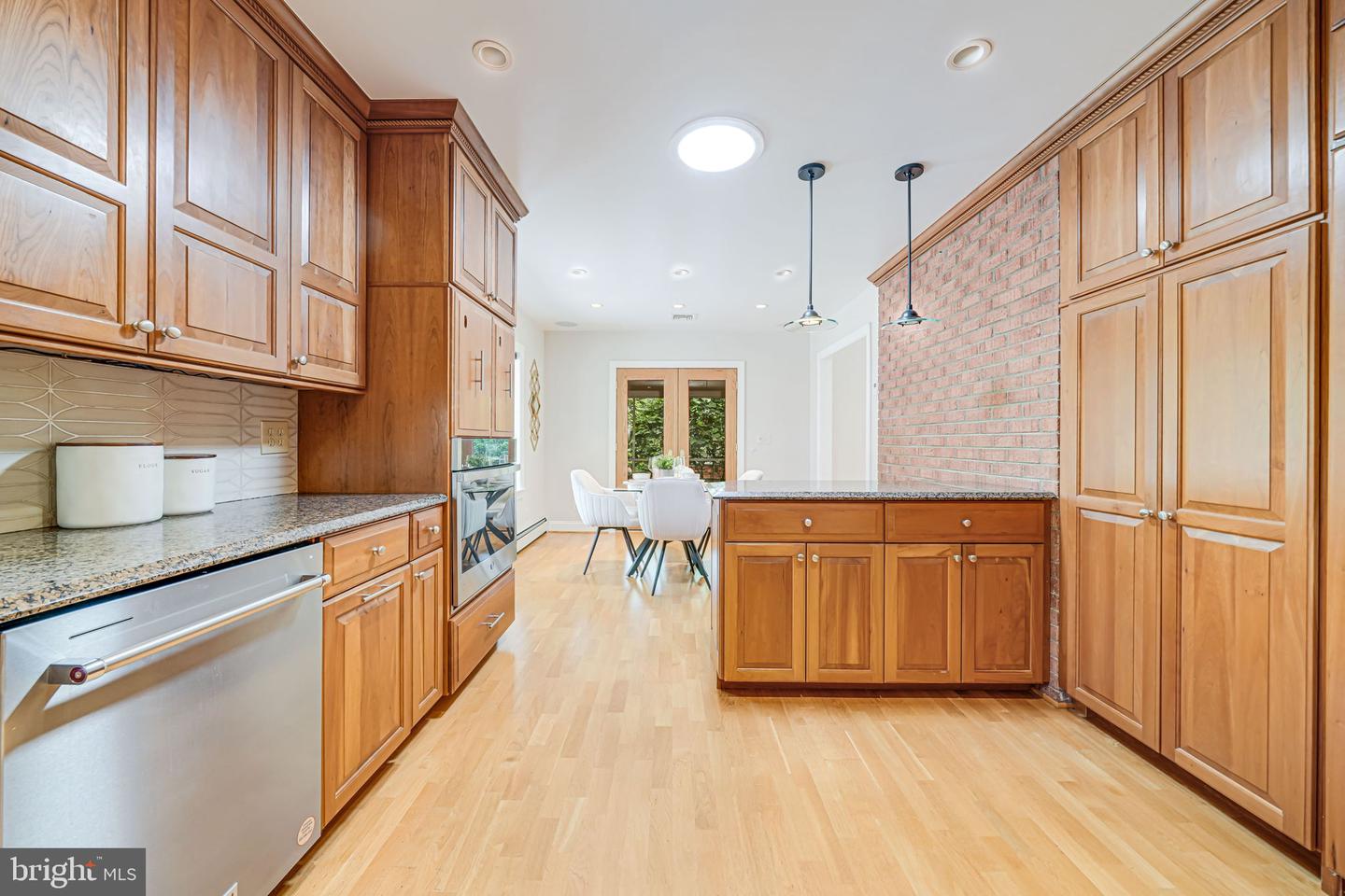 3404 RUSTIC WAY LN, FALLS CHURCH, Virginia 22044, 3 Bedrooms Bedrooms, ,2 BathroomsBathrooms,Residential,For sale,3404 RUSTIC WAY LN,VAFX2241308 MLS # VAFX2241308