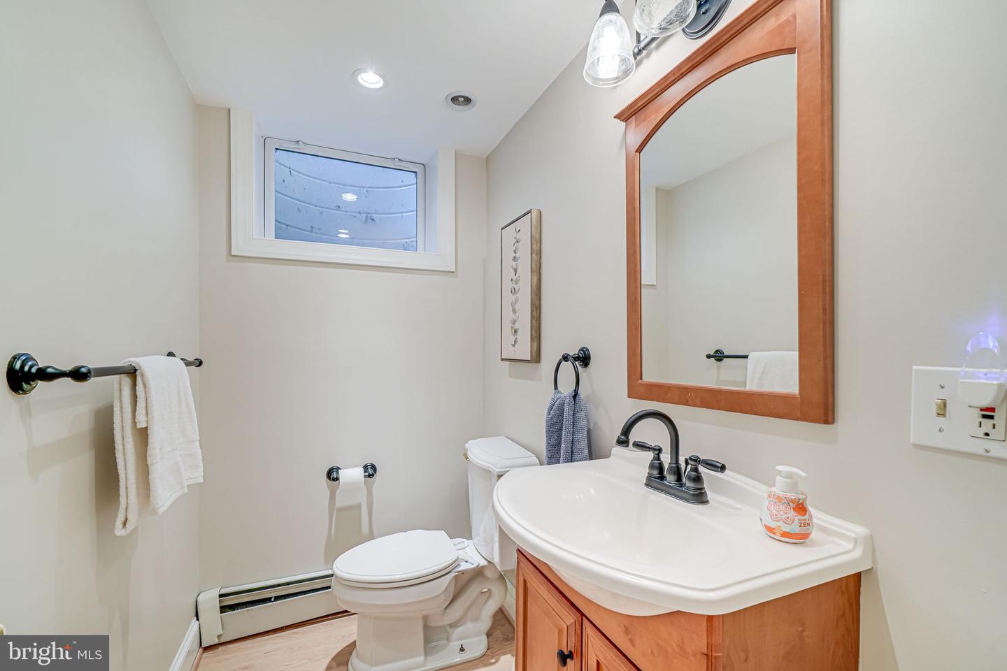 3404 RUSTIC WAY LN, FALLS CHURCH, Virginia 22044, 3 Bedrooms Bedrooms, ,2 BathroomsBathrooms,Residential,For sale,3404 RUSTIC WAY LN,VAFX2241308 MLS # VAFX2241308