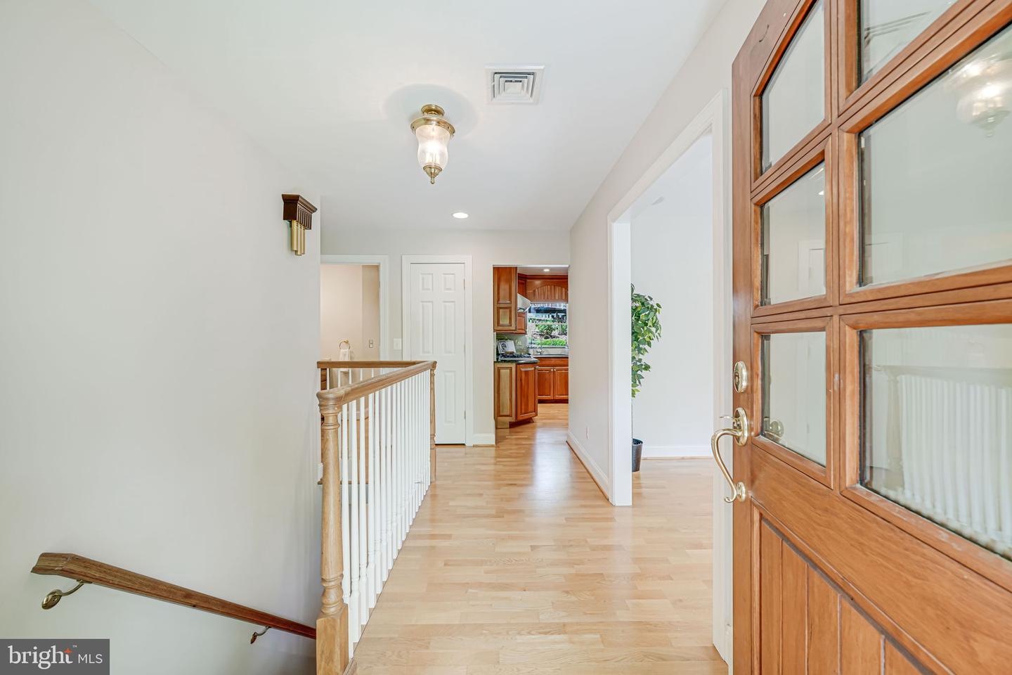 3404 RUSTIC WAY LN, FALLS CHURCH, Virginia 22044, 3 Bedrooms Bedrooms, ,2 BathroomsBathrooms,Residential,For sale,3404 RUSTIC WAY LN,VAFX2241308 MLS # VAFX2241308