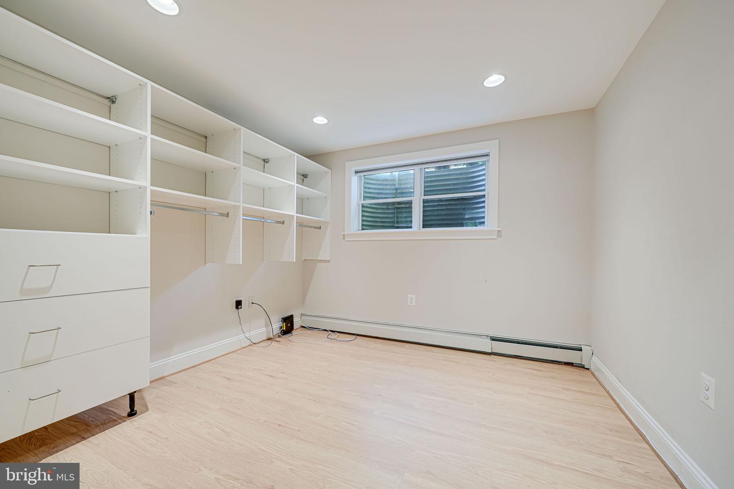 3404 RUSTIC WAY LN, FALLS CHURCH, Virginia 22044, 3 Bedrooms Bedrooms, ,2 BathroomsBathrooms,Residential,For sale,3404 RUSTIC WAY LN,VAFX2241308 MLS # VAFX2241308