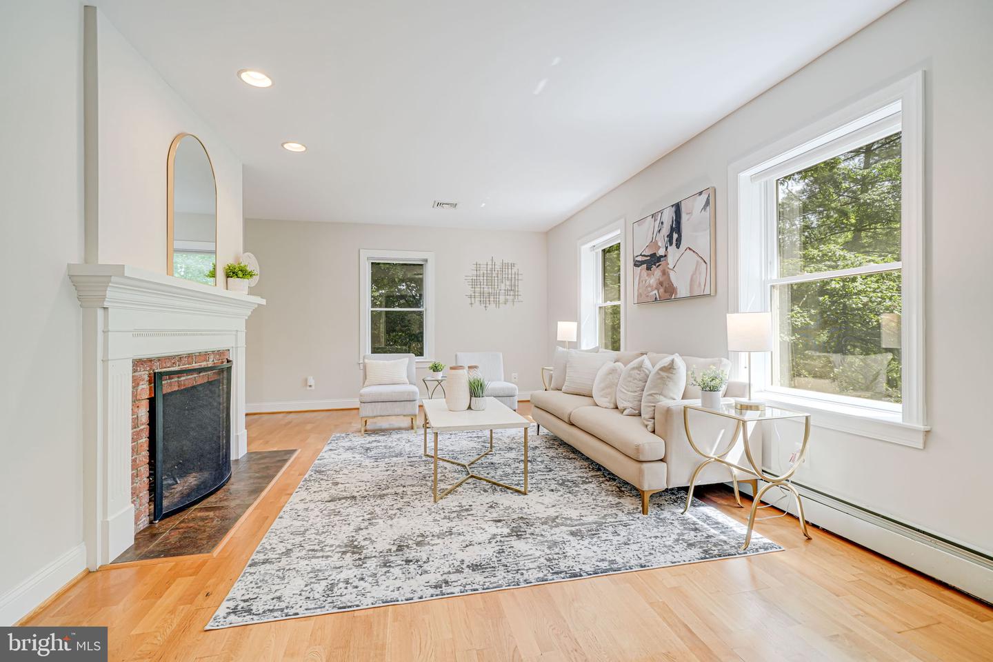 3404 RUSTIC WAY LN, FALLS CHURCH, Virginia 22044, 3 Bedrooms Bedrooms, ,2 BathroomsBathrooms,Residential,For sale,3404 RUSTIC WAY LN,VAFX2241308 MLS # VAFX2241308