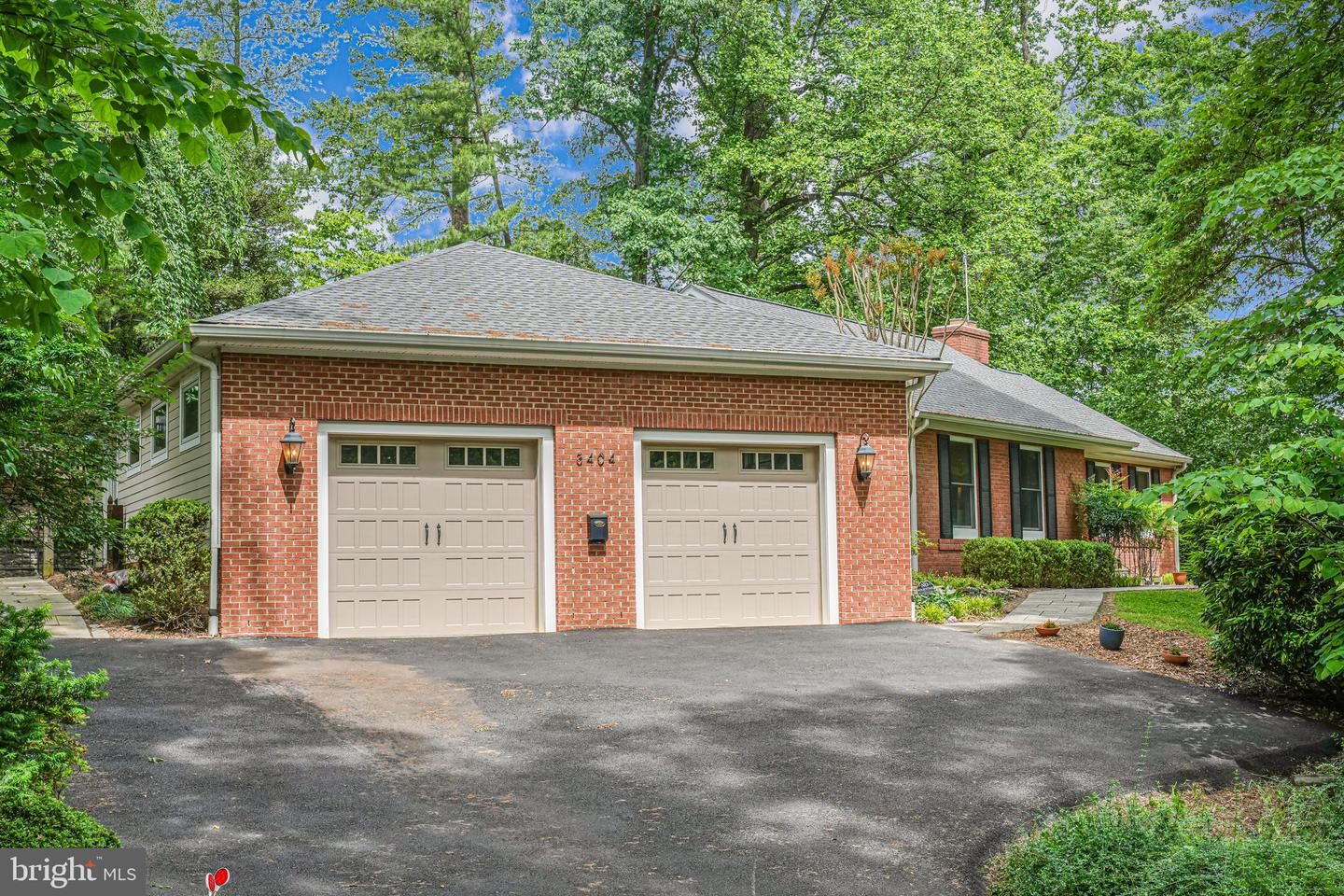 3404 RUSTIC WAY LN, FALLS CHURCH, Virginia 22044, 3 Bedrooms Bedrooms, ,2 BathroomsBathrooms,Residential,For sale,3404 RUSTIC WAY LN,VAFX2241308 MLS # VAFX2241308