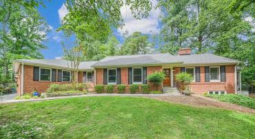 3404 RUSTIC WAY LN, FALLS CHURCH, Virginia 22044, 3 Bedrooms Bedrooms, ,2 BathroomsBathrooms,Residential,For sale,3404 RUSTIC WAY LN,VAFX2241308 MLS # VAFX2241308