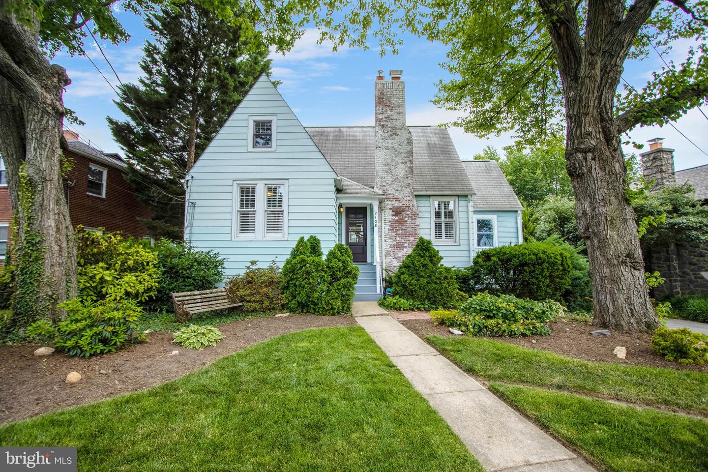 2408 3RD ST N, ARLINGTON, Virginia 22201, 5 Bedrooms Bedrooms, ,2 BathroomsBathrooms,Residential,For sale,2408 3RD ST N,VAAR2057596 MLS # VAAR2057596
