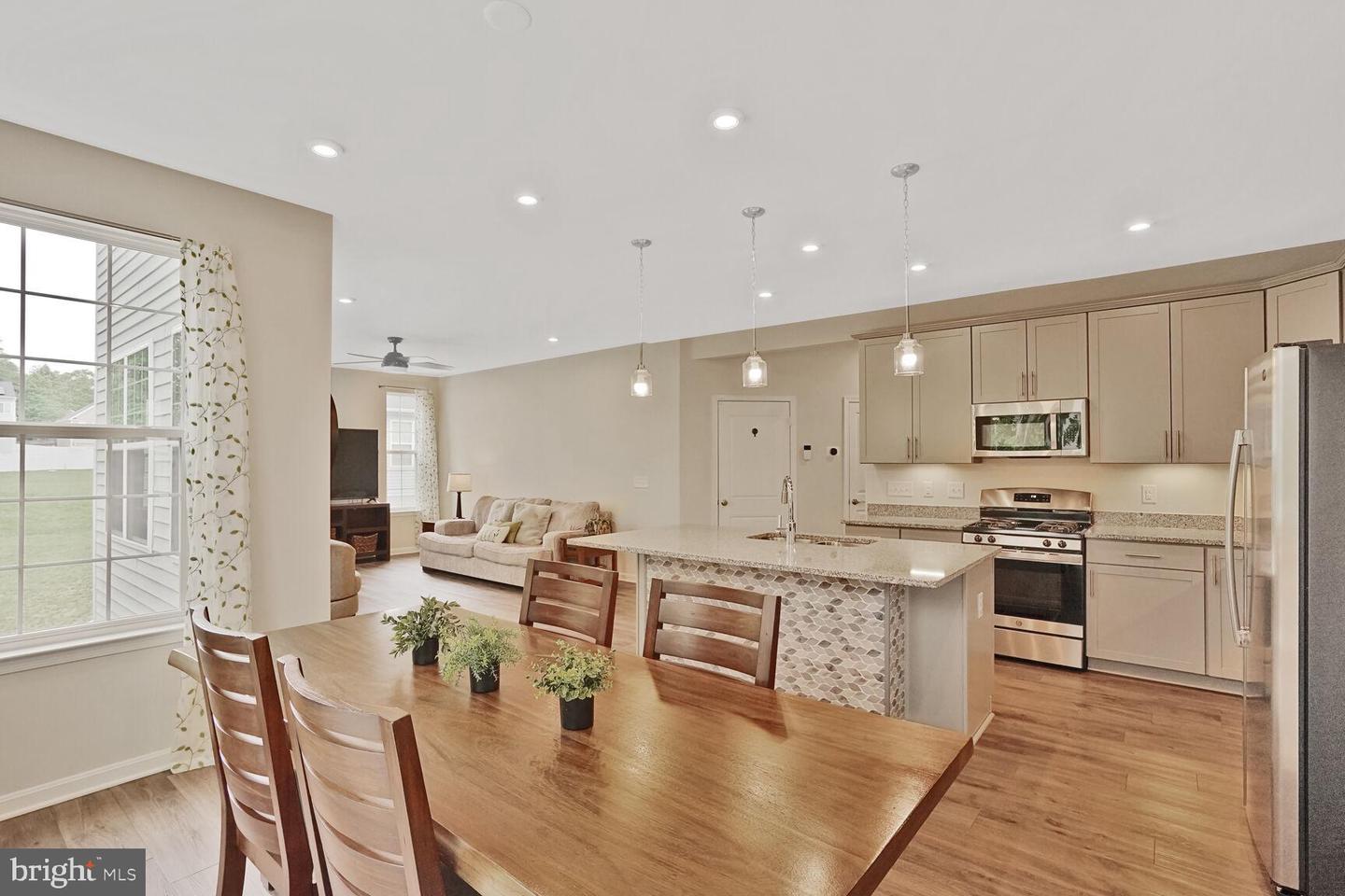 108 DRIBBLER WAY, STAFFORD, Virginia 22554, 5 Bedrooms Bedrooms, ,4 BathroomsBathrooms,Residential,For sale,108 DRIBBLER WAY,VAST2038934 MLS # VAST2038934