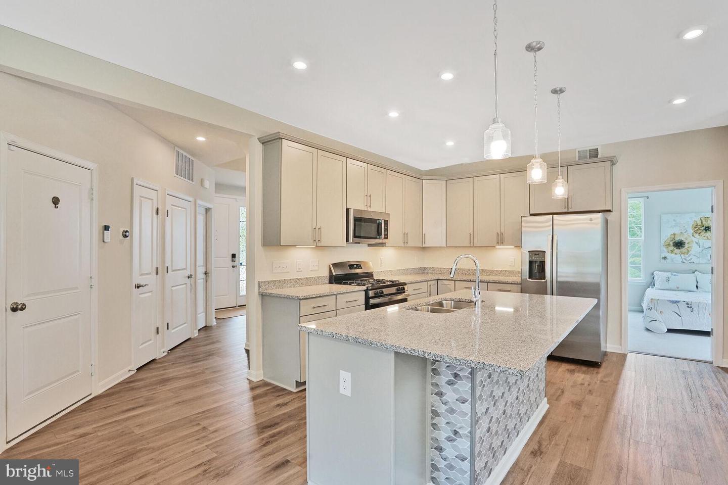 108 DRIBBLER WAY, STAFFORD, Virginia 22554, 5 Bedrooms Bedrooms, ,4 BathroomsBathrooms,Residential,For sale,108 DRIBBLER WAY,VAST2038934 MLS # VAST2038934