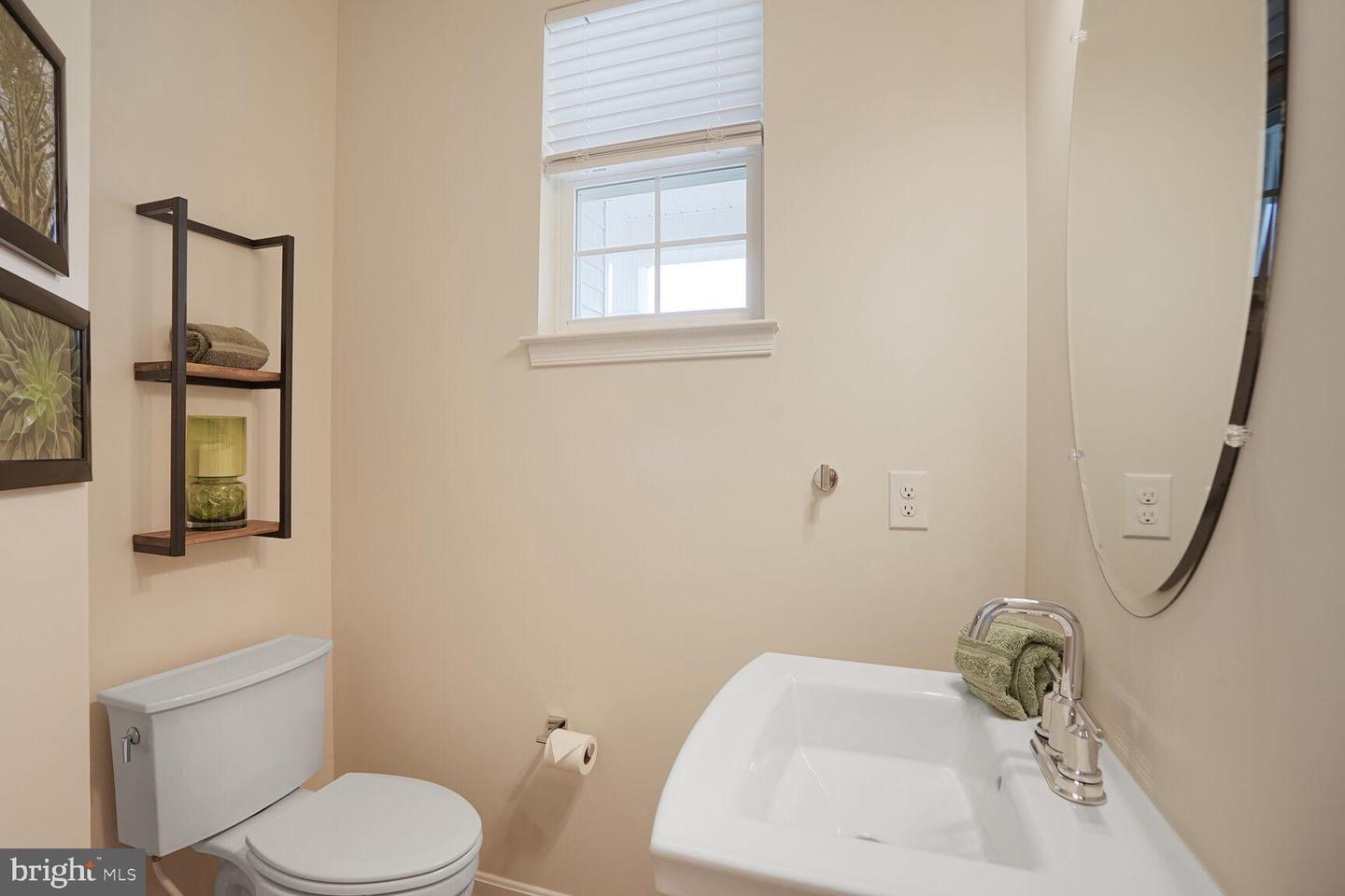 108 DRIBBLER WAY, STAFFORD, Virginia 22554, 5 Bedrooms Bedrooms, ,4 BathroomsBathrooms,Residential,For sale,108 DRIBBLER WAY,VAST2038934 MLS # VAST2038934