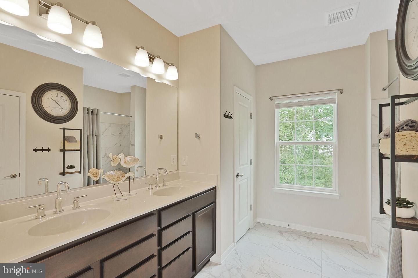 108 DRIBBLER WAY, STAFFORD, Virginia 22554, 5 Bedrooms Bedrooms, ,4 BathroomsBathrooms,Residential,For sale,108 DRIBBLER WAY,VAST2038934 MLS # VAST2038934