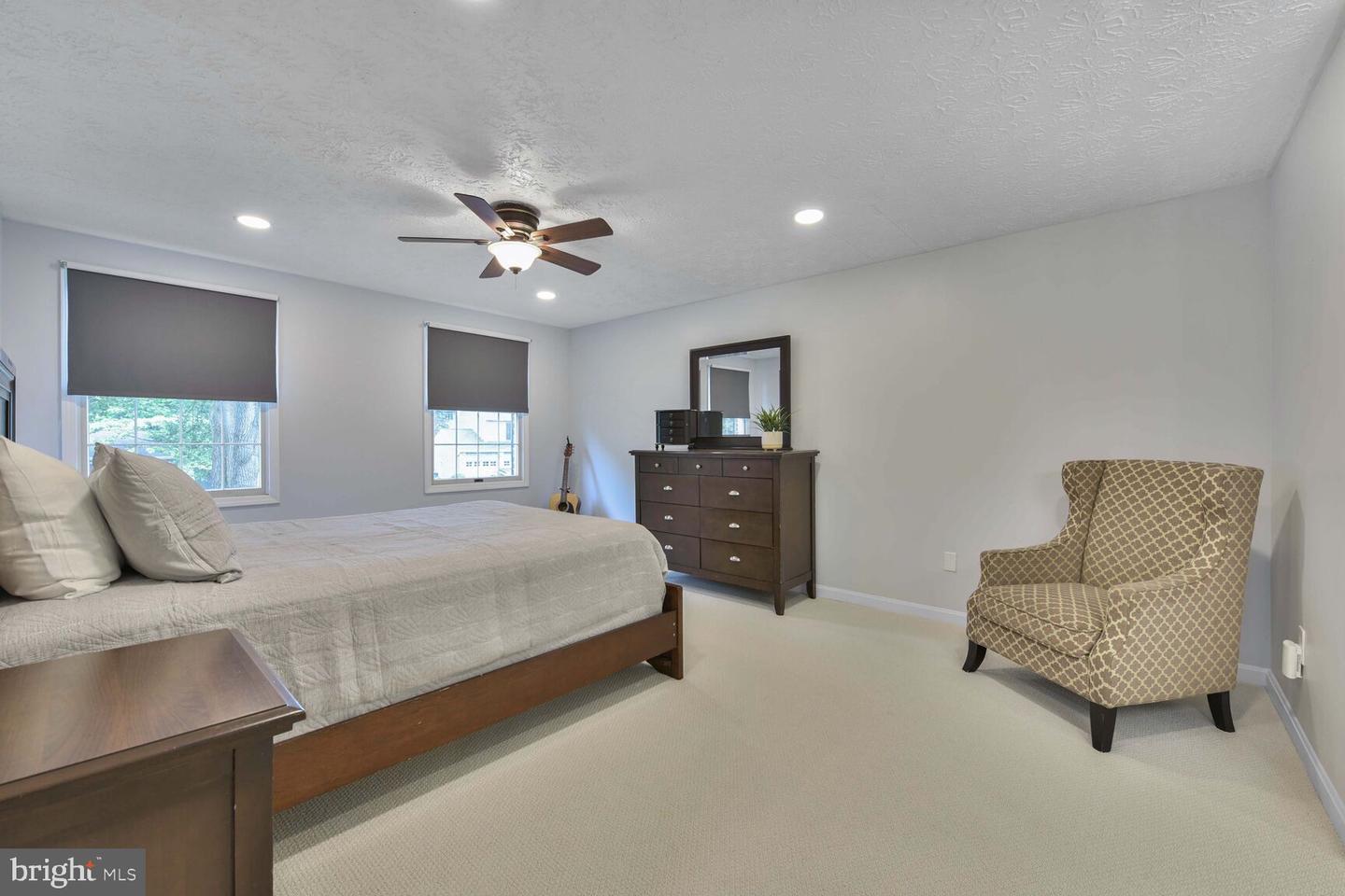 3378 MONARCH LN, ANNANDALE, Virginia 22003, 5 Bedrooms Bedrooms, ,2 BathroomsBathrooms,Residential,For sale,3378 MONARCH LN,VAFX2241508 MLS # VAFX2241508