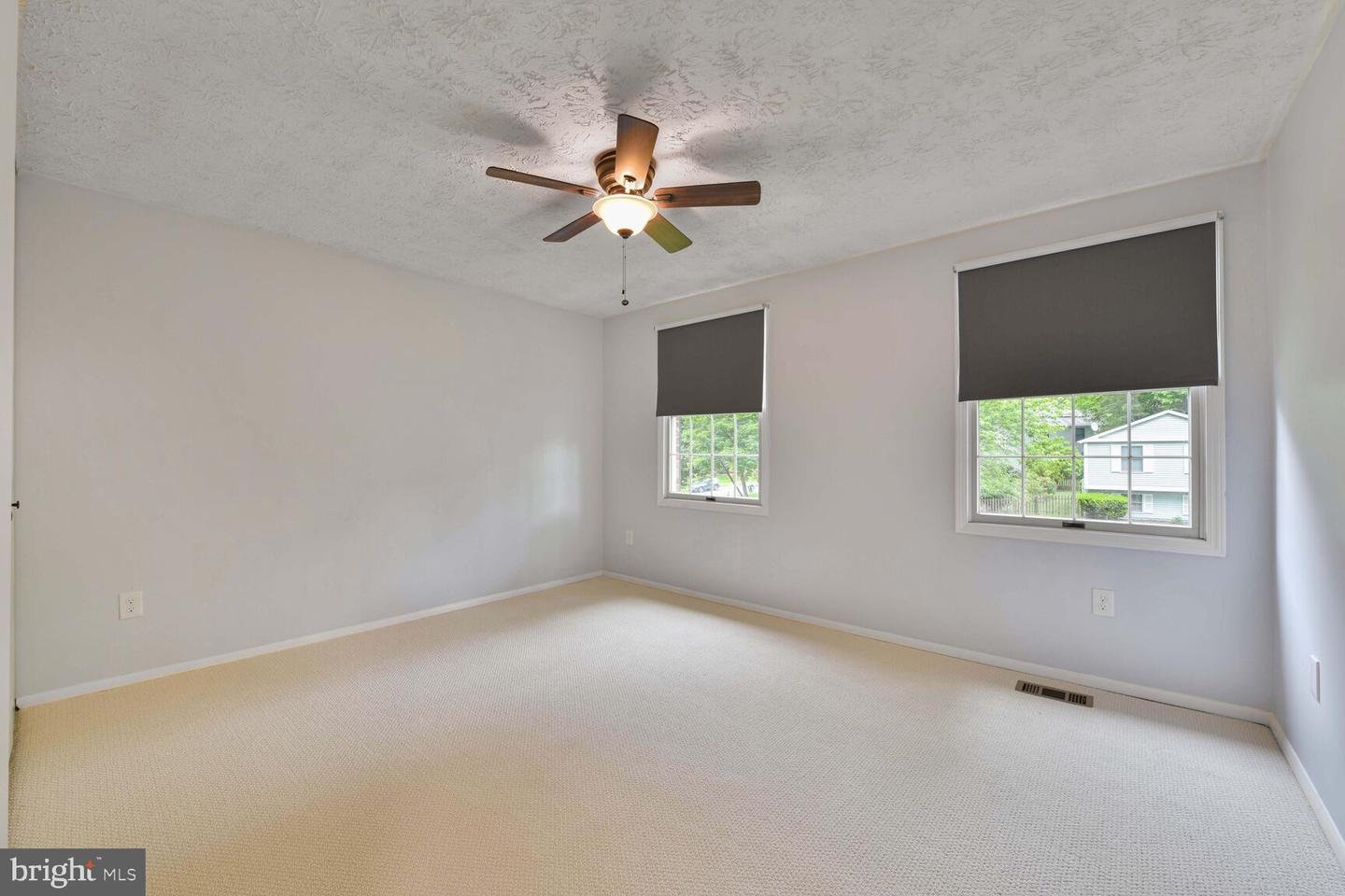 3378 MONARCH LN, ANNANDALE, Virginia 22003, 5 Bedrooms Bedrooms, ,2 BathroomsBathrooms,Residential,For sale,3378 MONARCH LN,VAFX2241508 MLS # VAFX2241508