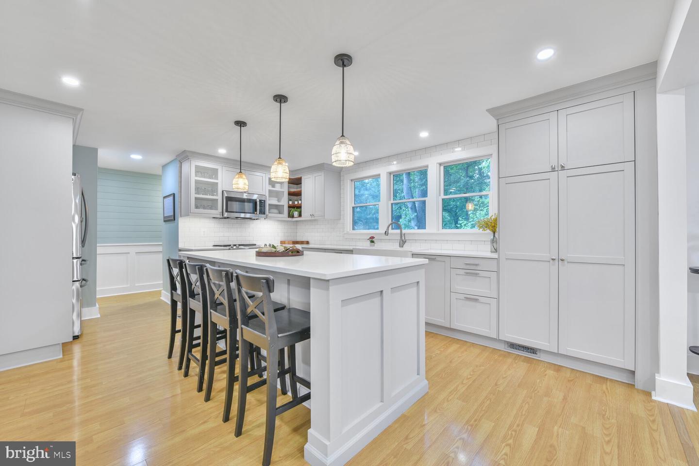 3378 MONARCH LN, ANNANDALE, Virginia 22003, 5 Bedrooms Bedrooms, ,2 BathroomsBathrooms,Residential,For sale,3378 MONARCH LN,VAFX2241508 MLS # VAFX2241508