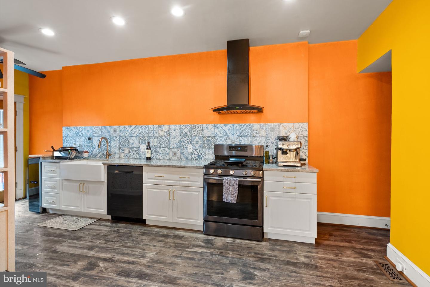 5815 4TH ST NW, WASHINGTON, District Of Columbia 20011, 4 Bedrooms Bedrooms, 17 Rooms Rooms,2 BathroomsBathrooms,Residential,For sale,5815 4TH ST NW,DCDC2201156 MLS # DCDC2201156