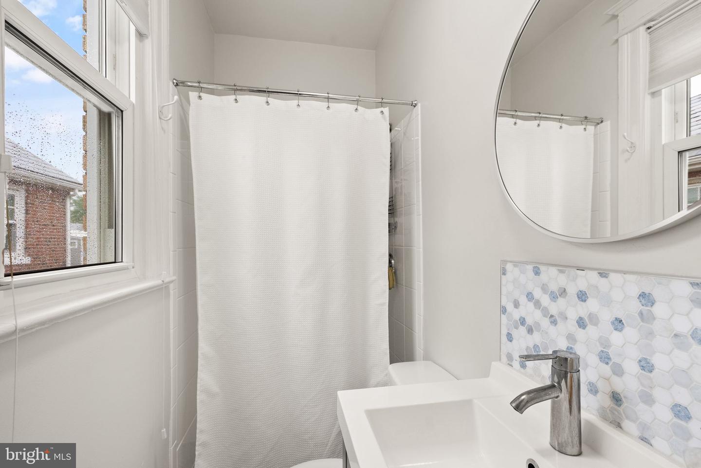 5815 4TH ST NW, WASHINGTON, District Of Columbia 20011, 4 Bedrooms Bedrooms, 17 Rooms Rooms,2 BathroomsBathrooms,Residential,For sale,5815 4TH ST NW,DCDC2201156 MLS # DCDC2201156