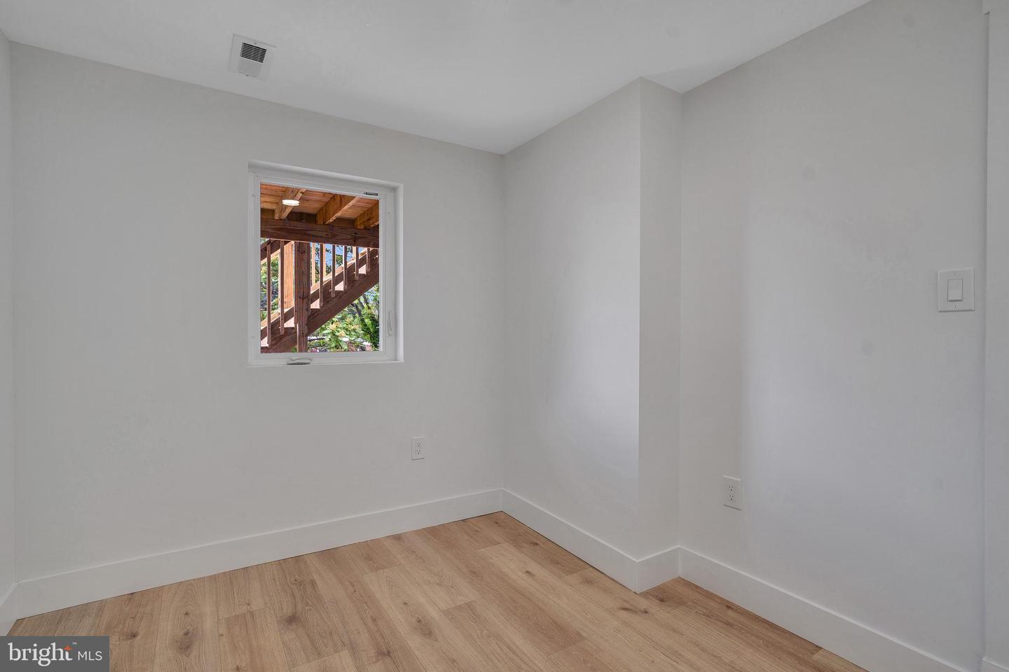 1636 40TH ST SE, WASHINGTON, District Of Columbia 20020, 3 Bedrooms Bedrooms, ,1 BathroomBathrooms,Residential,For sale,1636 40TH ST SE,DCDC2201132 MLS # DCDC2201132