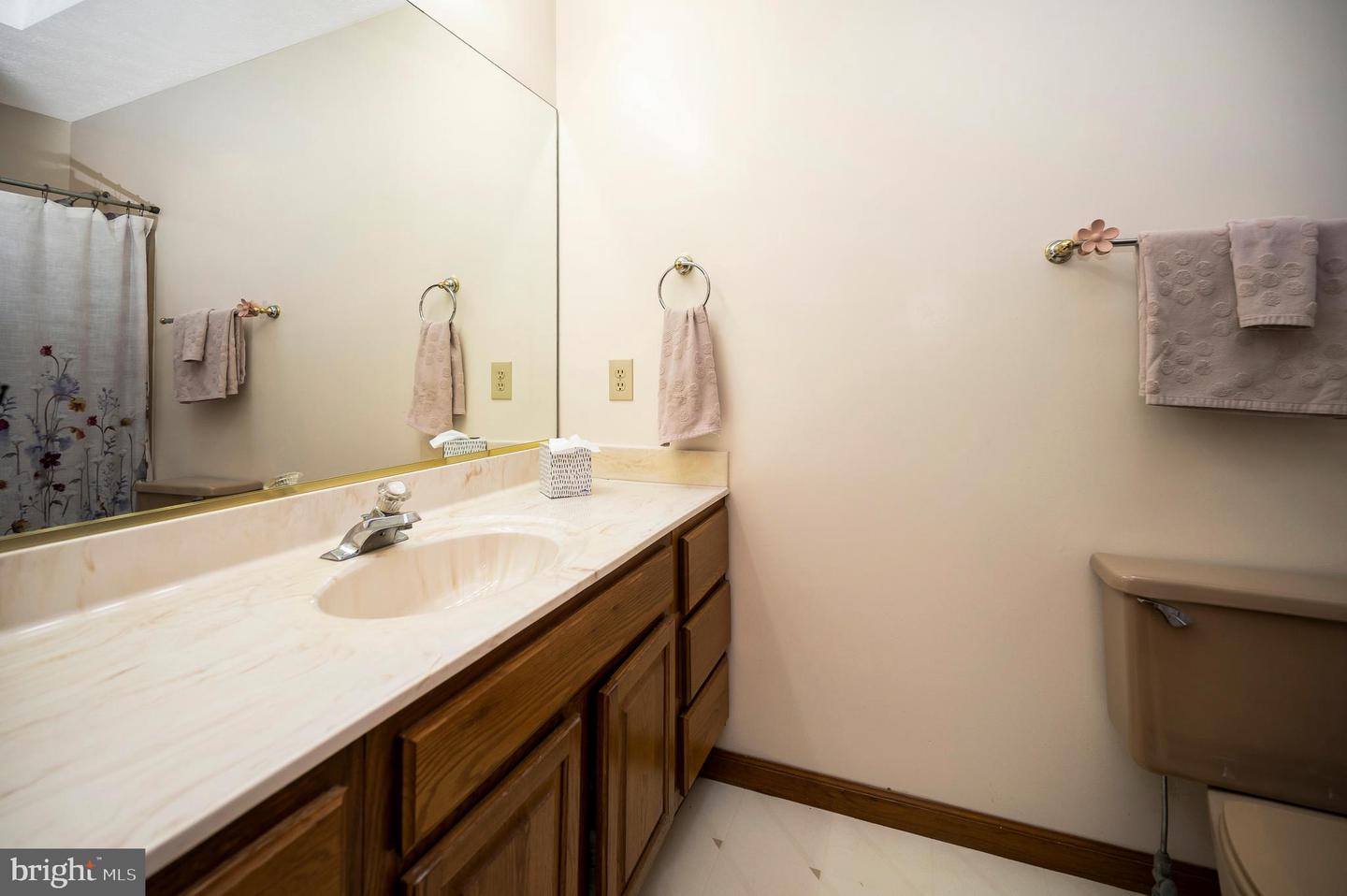 127 GOLD RUSH DR, LOCUST GROVE, Virginia 22508, 3 Bedrooms Bedrooms, 6 Rooms Rooms,2 BathroomsBathrooms,Residential,For sale,127 GOLD RUSH DR,VAOR2009718 MLS # VAOR2009718
