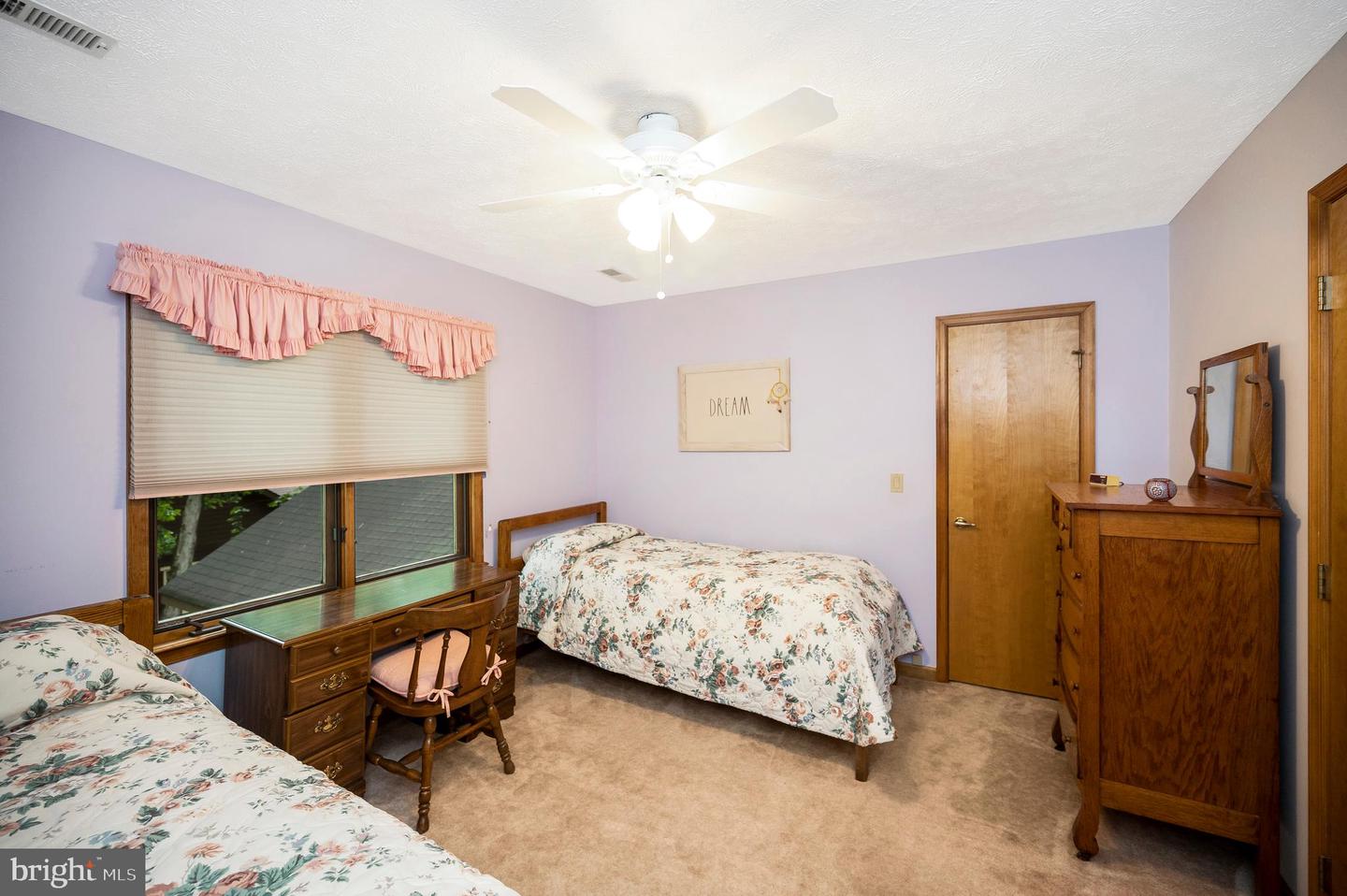 127 GOLD RUSH DR, LOCUST GROVE, Virginia 22508, 3 Bedrooms Bedrooms, 6 Rooms Rooms,2 BathroomsBathrooms,Residential,For sale,127 GOLD RUSH DR,VAOR2009718 MLS # VAOR2009718