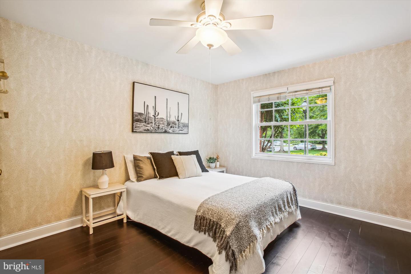 1712 W ABINGDON DR #102, ALEXANDRIA, Virginia 22314, 1 Bedroom Bedrooms, ,1 BathroomBathrooms,Residential,For sale,1712 W ABINGDON DR #102,VAAX2045466 MLS # VAAX2045466