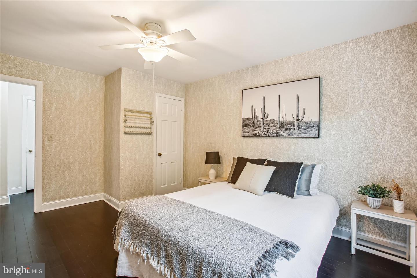 1712 W ABINGDON DR #102, ALEXANDRIA, Virginia 22314, 1 Bedroom Bedrooms, ,1 BathroomBathrooms,Residential,For sale,1712 W ABINGDON DR #102,VAAX2045466 MLS # VAAX2045466