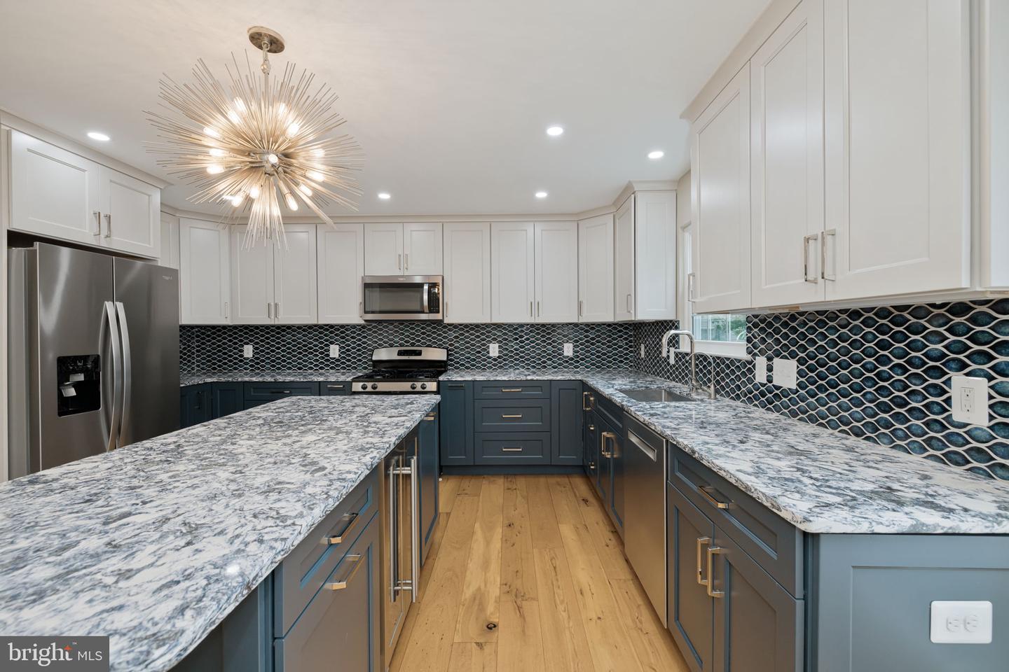 6620 CASTLE BAR CT, ALEXANDRIA, Virginia 22315, 5 Bedrooms Bedrooms, ,3 BathroomsBathrooms,Residential,For sale,6620 CASTLE BAR CT,VAFX2241714 MLS # VAFX2241714