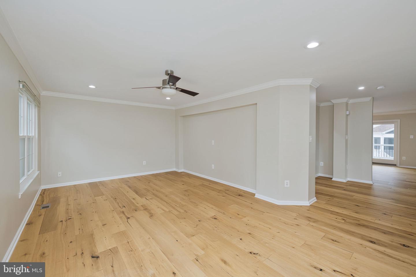 6620 CASTLE BAR CT, ALEXANDRIA, Virginia 22315, 5 Bedrooms Bedrooms, ,3 BathroomsBathrooms,Residential,For sale,6620 CASTLE BAR CT,VAFX2241714 MLS # VAFX2241714