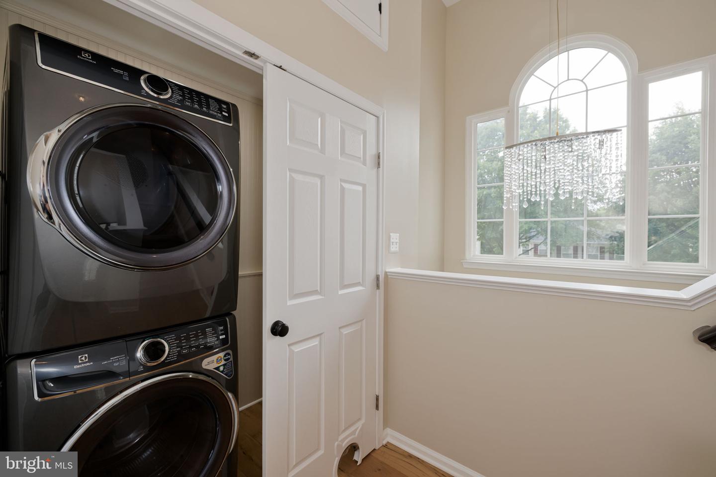 6620 CASTLE BAR CT, ALEXANDRIA, Virginia 22315, 5 Bedrooms Bedrooms, ,3 BathroomsBathrooms,Residential,For sale,6620 CASTLE BAR CT,VAFX2241714 MLS # VAFX2241714