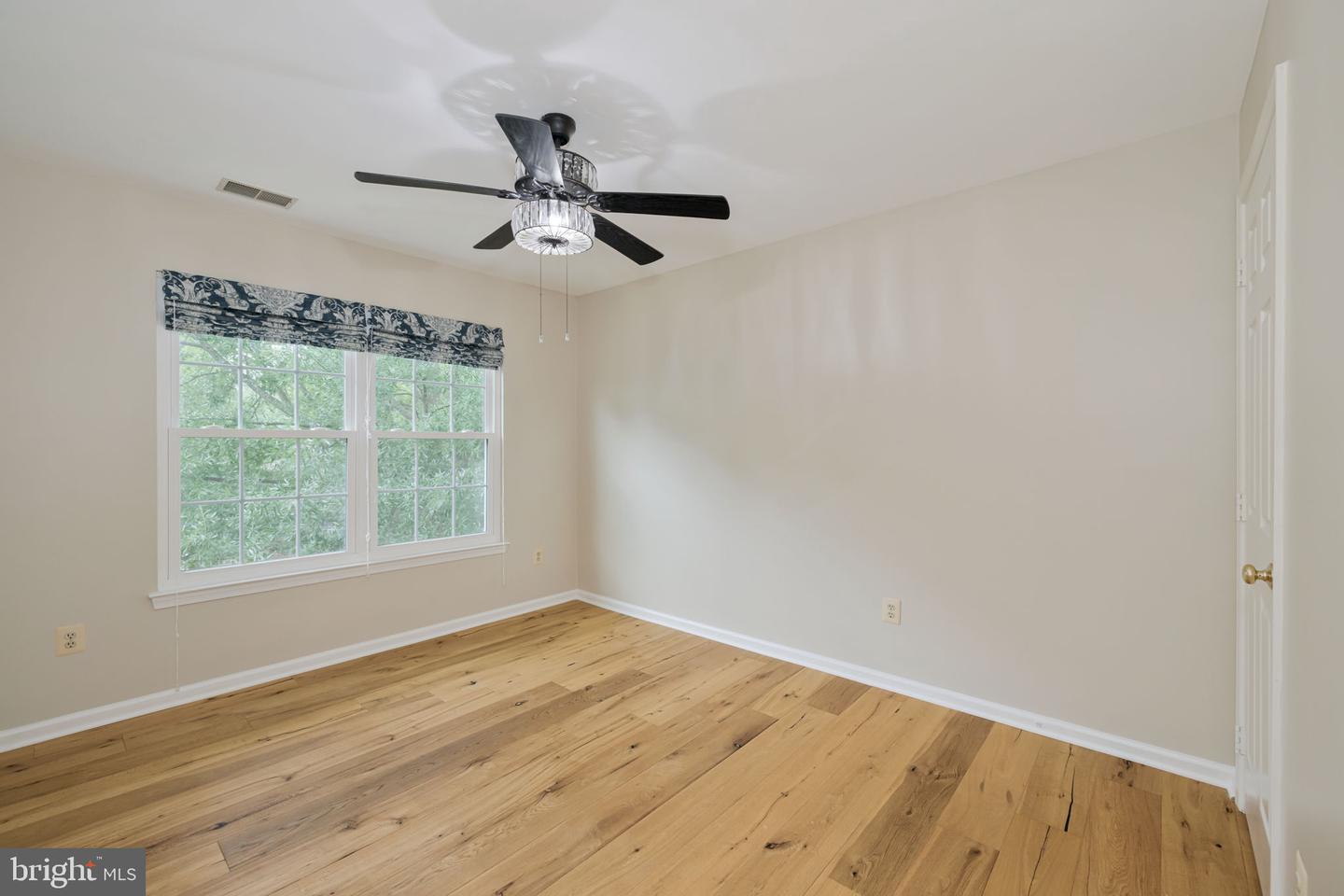 6620 CASTLE BAR CT, ALEXANDRIA, Virginia 22315, 5 Bedrooms Bedrooms, ,3 BathroomsBathrooms,Residential,For sale,6620 CASTLE BAR CT,VAFX2241714 MLS # VAFX2241714
