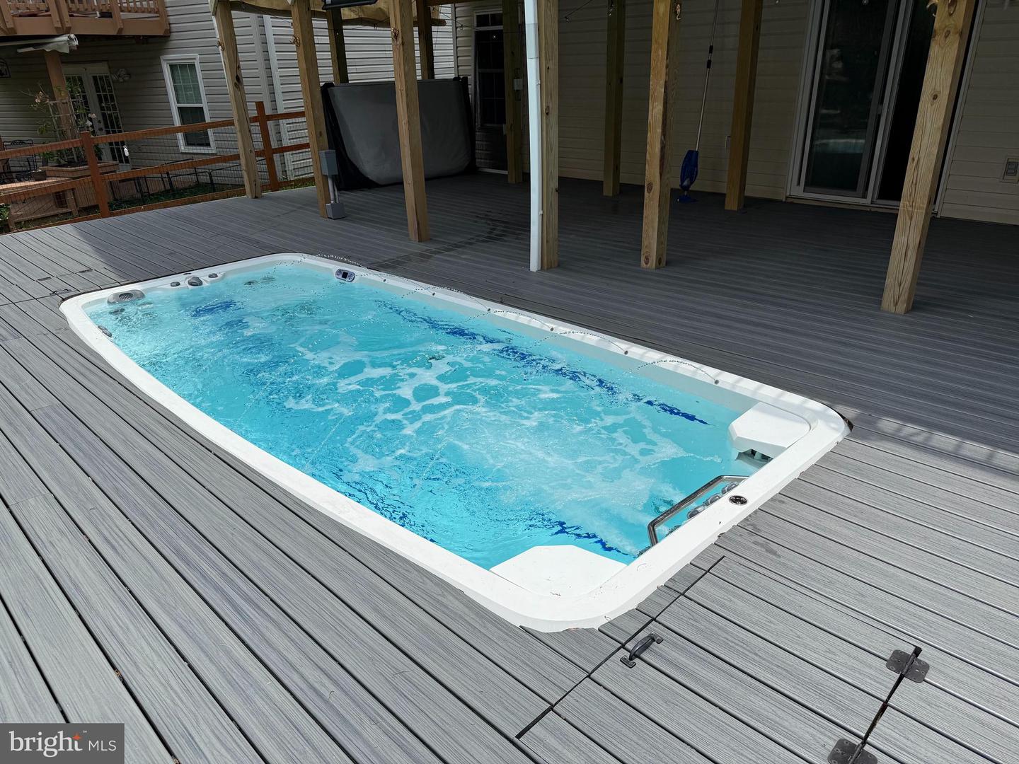 6620 CASTLE BAR CT, ALEXANDRIA, Virginia 22315, 5 Bedrooms Bedrooms, ,3 BathroomsBathrooms,Residential,For sale,6620 CASTLE BAR CT,VAFX2241714 MLS # VAFX2241714