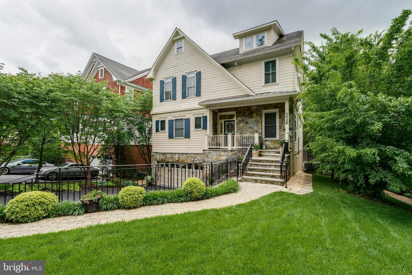 5526 MACARTHUR BLVD NW, WASHINGTON, District Of Columbia 20016, 6 Bedrooms Bedrooms, ,5 BathroomsBathrooms,Residential,For sale,5526 MACARTHUR BLVD NW,DCDC2201326 MLS # DCDC2201326