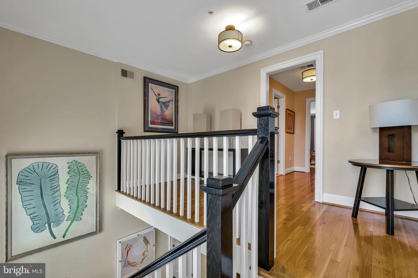 5526 MACARTHUR BLVD NW, WASHINGTON, District Of Columbia 20016, 6 Bedrooms Bedrooms, ,5 BathroomsBathrooms,Residential,For sale,5526 MACARTHUR BLVD NW,DCDC2201326 MLS # DCDC2201326