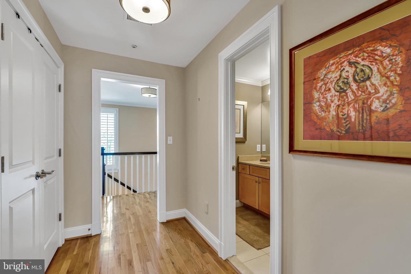 5526 MACARTHUR BLVD NW, WASHINGTON, District Of Columbia 20016, 6 Bedrooms Bedrooms, ,5 BathroomsBathrooms,Residential,For sale,5526 MACARTHUR BLVD NW,DCDC2201326 MLS # DCDC2201326