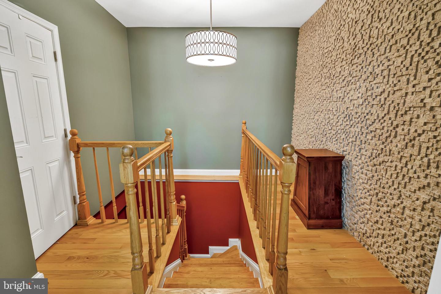 5526 MACARTHUR BLVD NW, WASHINGTON, District Of Columbia 20016, 6 Bedrooms Bedrooms, ,5 BathroomsBathrooms,Residential,For sale,5526 MACARTHUR BLVD NW,DCDC2201326 MLS # DCDC2201326