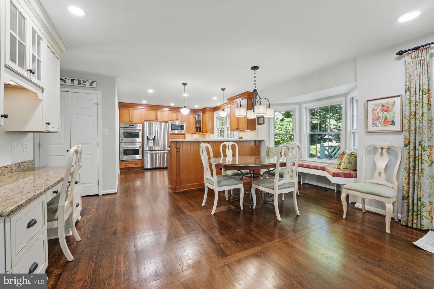 8346 ARGENT CIR, FAIRFAX STATION, Virginia 22039, 4 Bedrooms Bedrooms, ,3 BathroomsBathrooms,Residential,For sale,8346 ARGENT CIR,VAFX2241832 MLS # VAFX2241832