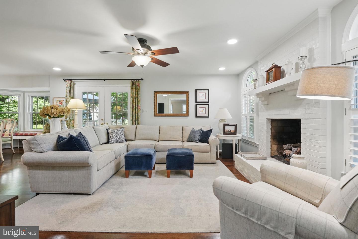 8346 ARGENT CIR, FAIRFAX STATION, Virginia 22039, 4 Bedrooms Bedrooms, ,3 BathroomsBathrooms,Residential,For sale,8346 ARGENT CIR,VAFX2241832 MLS # VAFX2241832