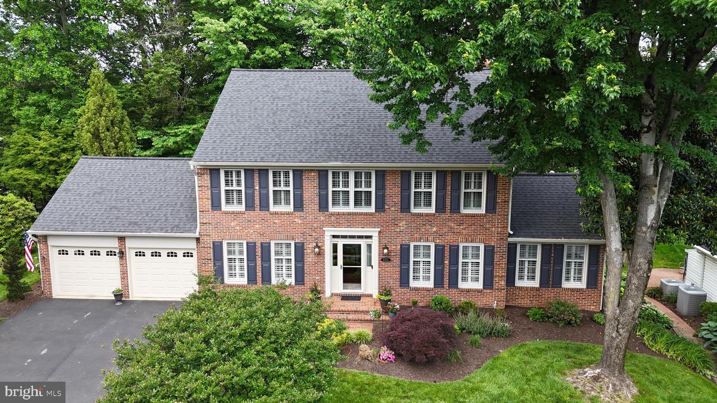 8346 ARGENT CIR, FAIRFAX STATION, Virginia 22039, 4 Bedrooms Bedrooms, ,3 BathroomsBathrooms,Residential,For sale,8346 ARGENT CIR,VAFX2241832 MLS # VAFX2241832