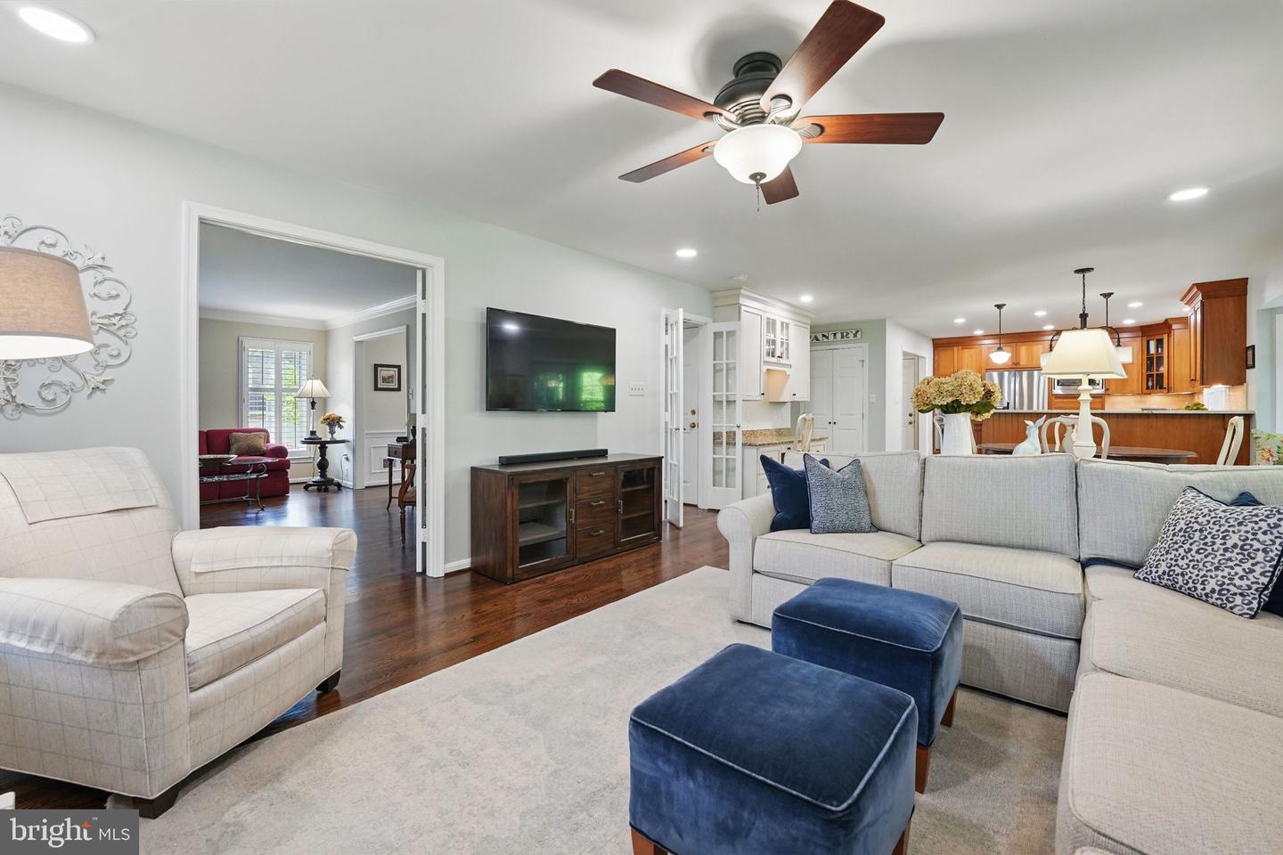 8346 ARGENT CIR, FAIRFAX STATION, Virginia 22039, 4 Bedrooms Bedrooms, ,3 BathroomsBathrooms,Residential,For sale,8346 ARGENT CIR,VAFX2241832 MLS # VAFX2241832