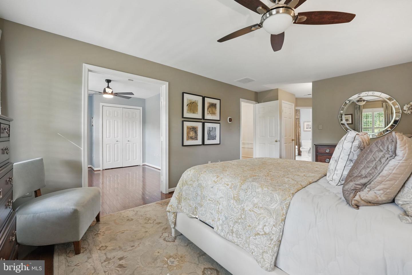 8346 ARGENT CIR, FAIRFAX STATION, Virginia 22039, 4 Bedrooms Bedrooms, ,3 BathroomsBathrooms,Residential,For sale,8346 ARGENT CIR,VAFX2241832 MLS # VAFX2241832