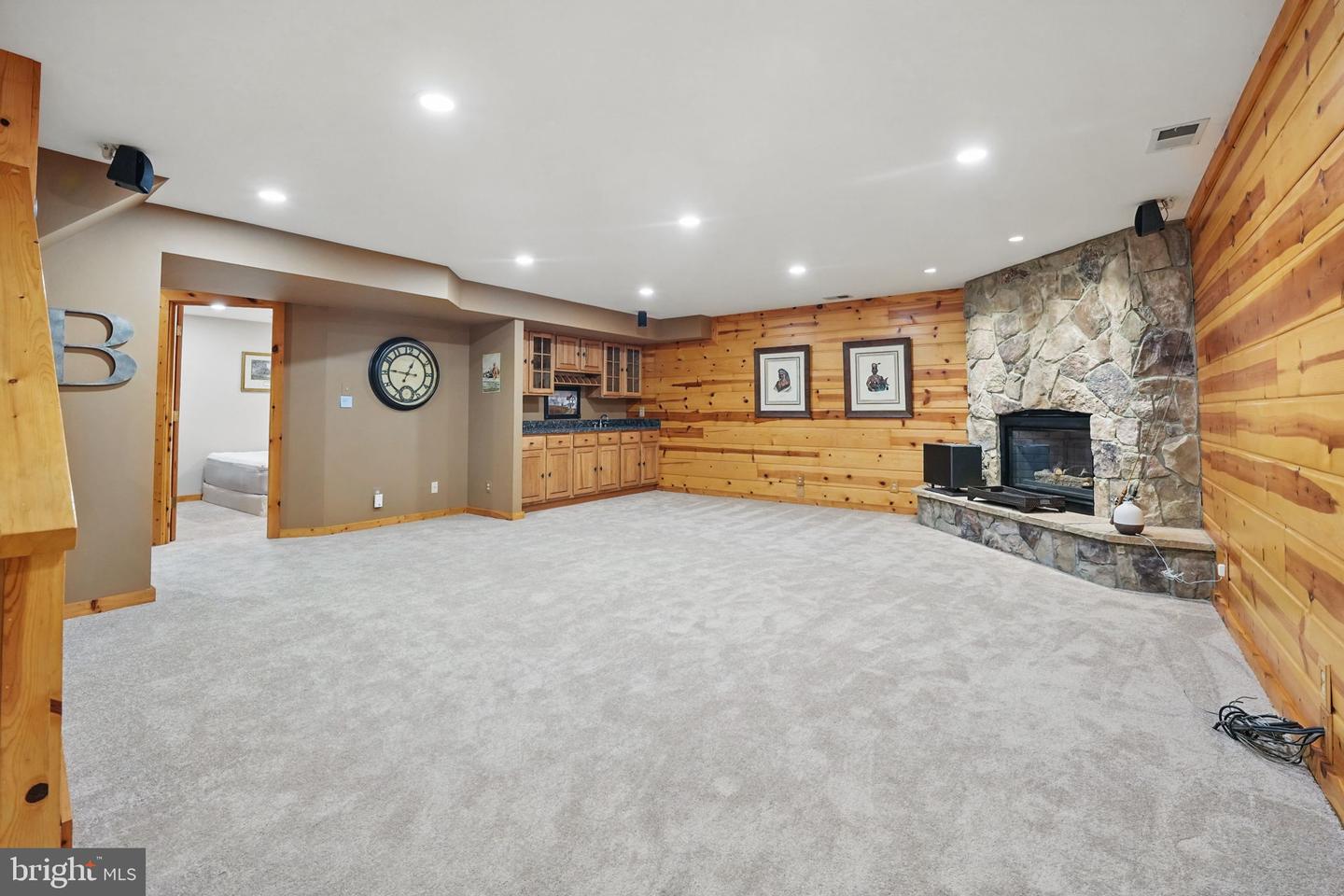 8346 ARGENT CIR, FAIRFAX STATION, Virginia 22039, 4 Bedrooms Bedrooms, ,3 BathroomsBathrooms,Residential,For sale,8346 ARGENT CIR,VAFX2241832 MLS # VAFX2241832