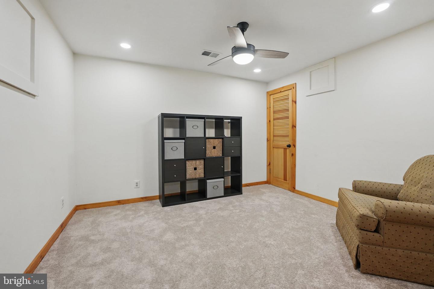 8346 ARGENT CIR, FAIRFAX STATION, Virginia 22039, 4 Bedrooms Bedrooms, ,3 BathroomsBathrooms,Residential,For sale,8346 ARGENT CIR,VAFX2241832 MLS # VAFX2241832