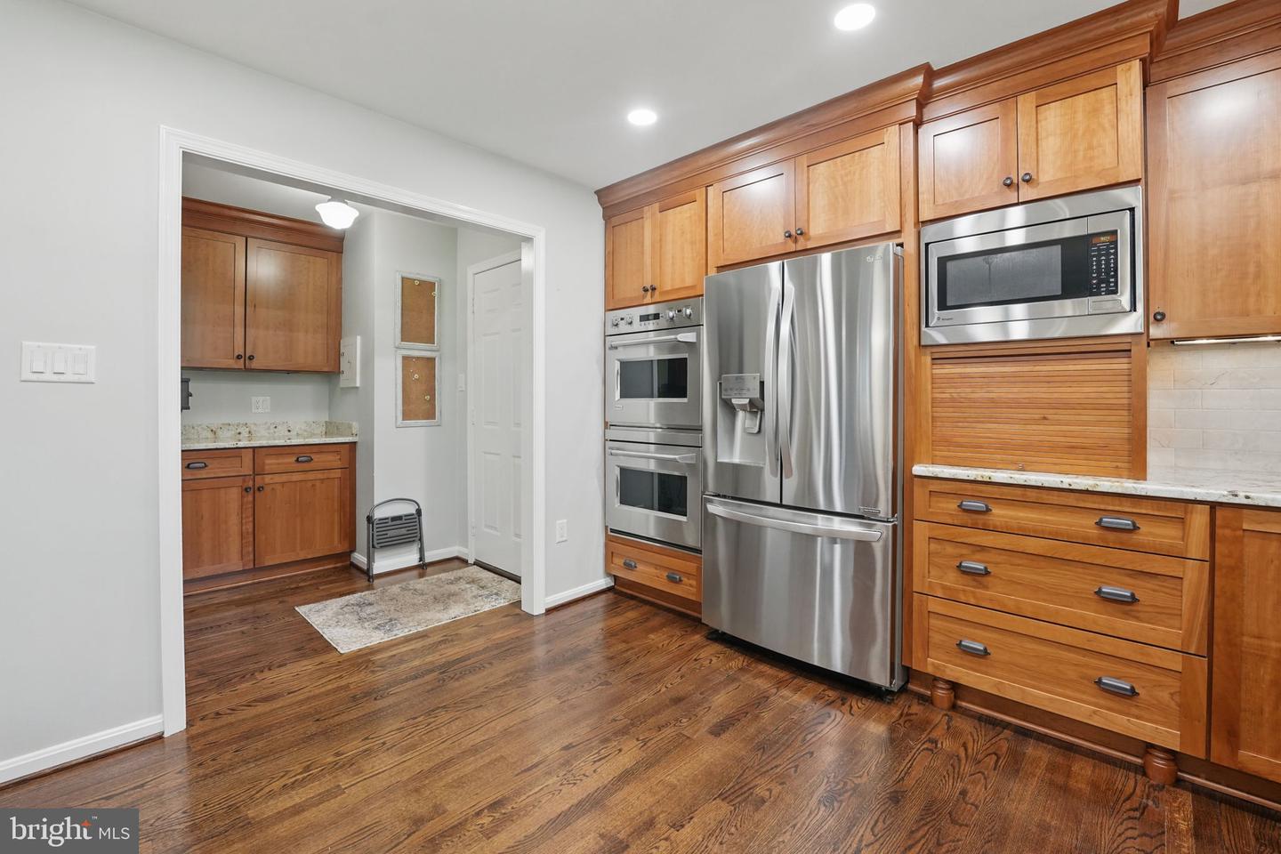 8346 ARGENT CIR, FAIRFAX STATION, Virginia 22039, 4 Bedrooms Bedrooms, ,3 BathroomsBathrooms,Residential,For sale,8346 ARGENT CIR,VAFX2241832 MLS # VAFX2241832