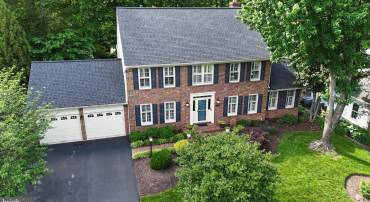 8346 ARGENT CIR, FAIRFAX STATION, Virginia 22039, 4 Bedrooms Bedrooms, ,3 BathroomsBathrooms,Residential,For sale,8346 ARGENT CIR,VAFX2241832 MLS # VAFX2241832