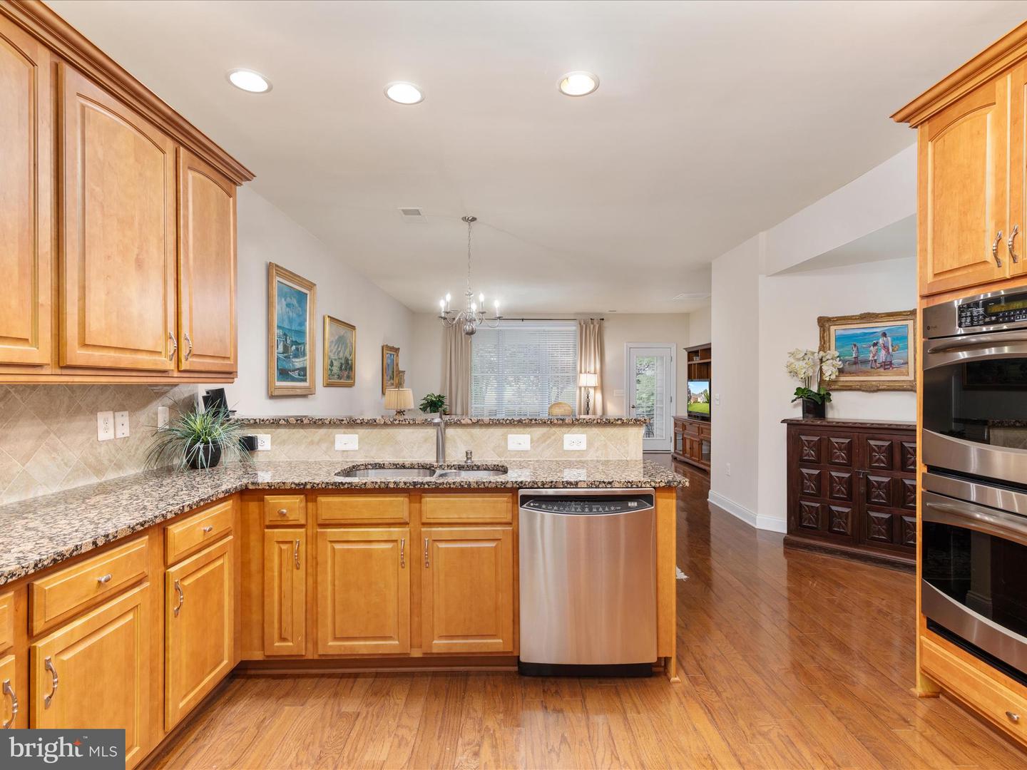 4861 PALMERS RIDGE CT, HAYMARKET, Virginia 20169, 3 Bedrooms Bedrooms, ,3 BathroomsBathrooms,Residential,For sale,4861 PALMERS RIDGE CT,VAPW2095054 MLS # VAPW2095054