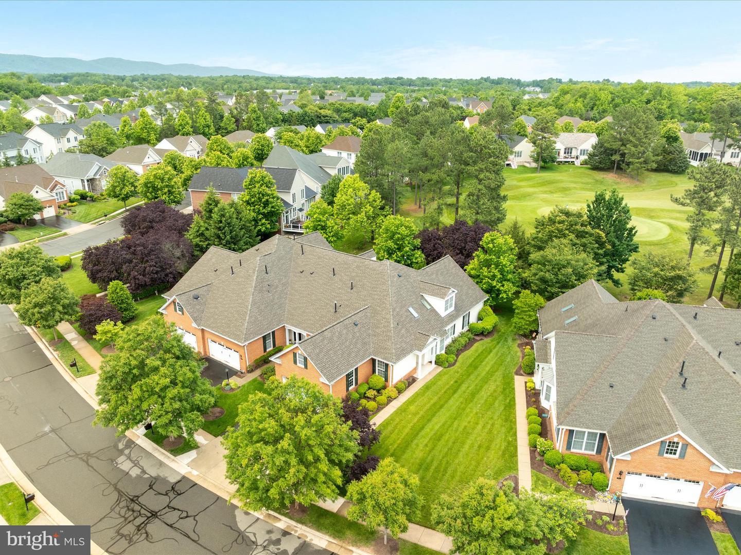 4861 PALMERS RIDGE CT, HAYMARKET, Virginia 20169, 3 Bedrooms Bedrooms, ,3 BathroomsBathrooms,Residential,For sale,4861 PALMERS RIDGE CT,VAPW2095054 MLS # VAPW2095054