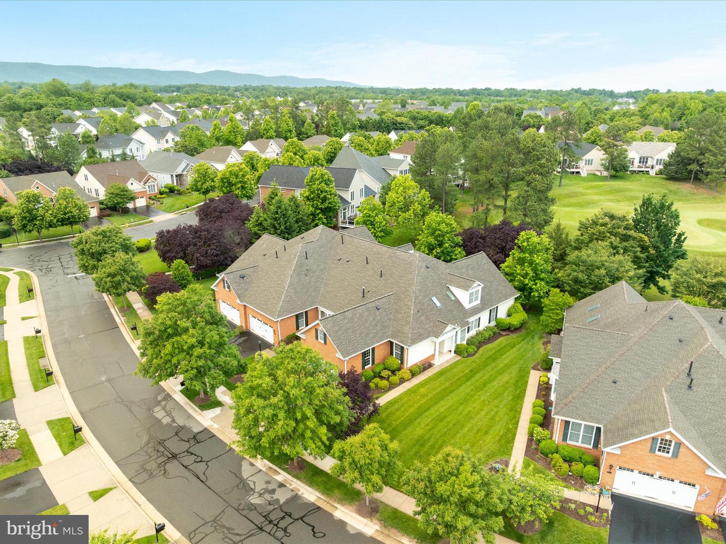 4861 PALMERS RIDGE CT, HAYMARKET, Virginia 20169, 3 Bedrooms Bedrooms, ,3 BathroomsBathrooms,Residential,For sale,4861 PALMERS RIDGE CT,VAPW2095054 MLS # VAPW2095054