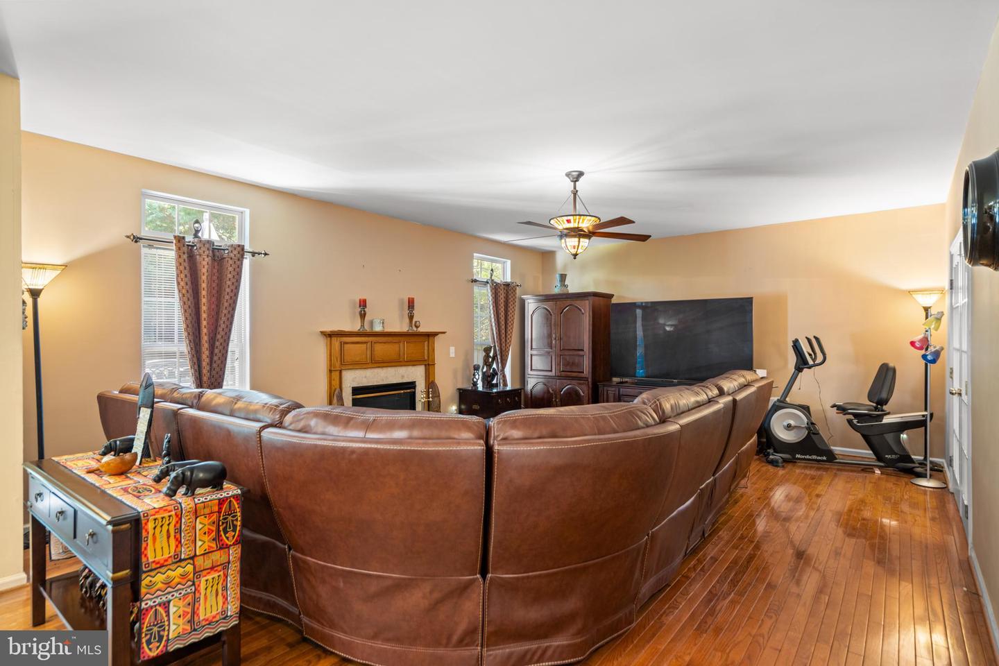7313 EARLY MARKER CT, GAINESVILLE, Virginia 20155, 4 Bedrooms Bedrooms, ,3 BathroomsBathrooms,Residential,For sale,7313 EARLY MARKER CT,VAPW2095086 MLS # VAPW2095086