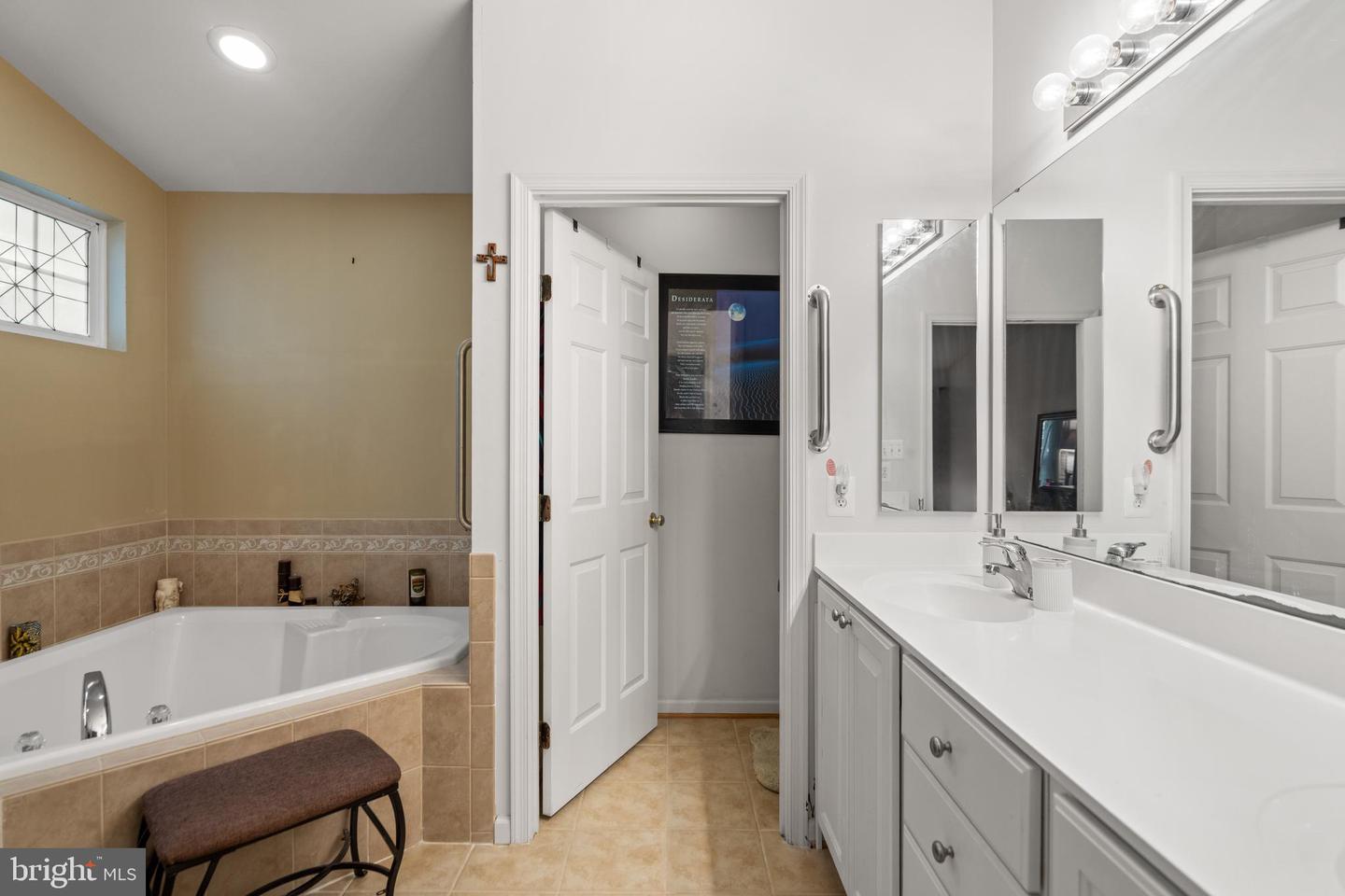 7313 EARLY MARKER CT, GAINESVILLE, Virginia 20155, 4 Bedrooms Bedrooms, ,3 BathroomsBathrooms,Residential,For sale,7313 EARLY MARKER CT,VAPW2095086 MLS # VAPW2095086