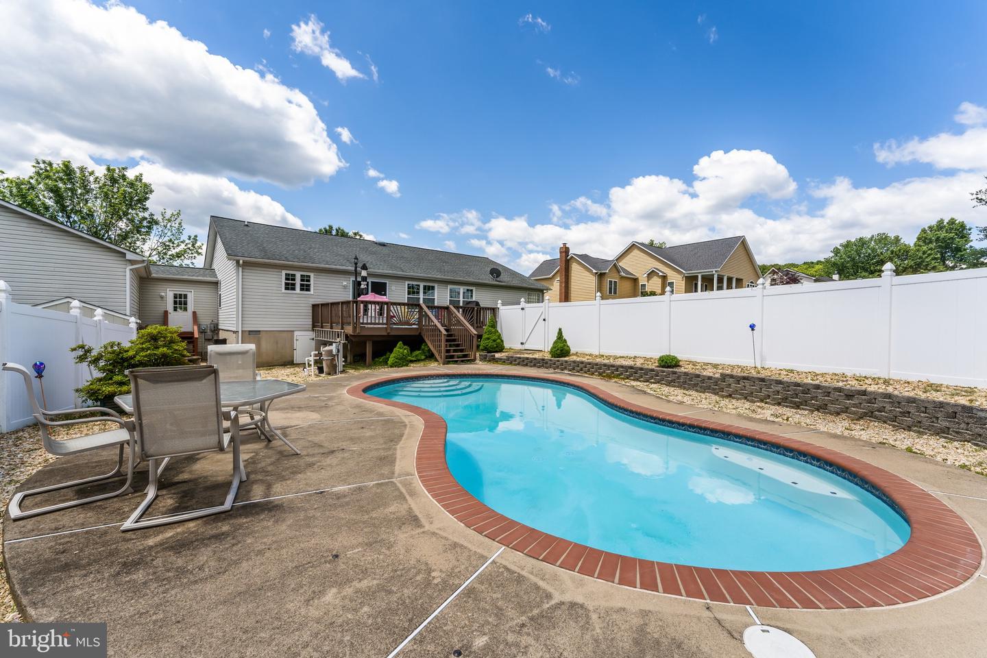 12219 GLADE DR, FREDERICKSBURG, Virginia 22407, 4 Bedrooms Bedrooms, ,2 BathroomsBathrooms,Residential,For sale,12219 GLADE DR,VASP2033276 MLS # VASP2033276