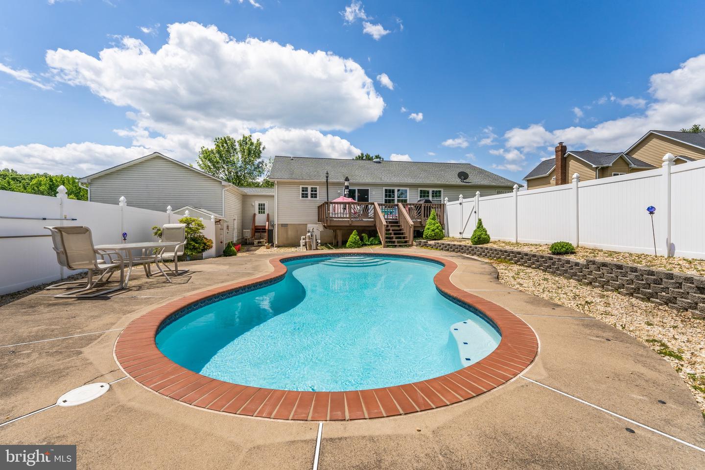 12219 GLADE DR, FREDERICKSBURG, Virginia 22407, 4 Bedrooms Bedrooms, ,2 BathroomsBathrooms,Residential,For sale,12219 GLADE DR,VASP2033276 MLS # VASP2033276