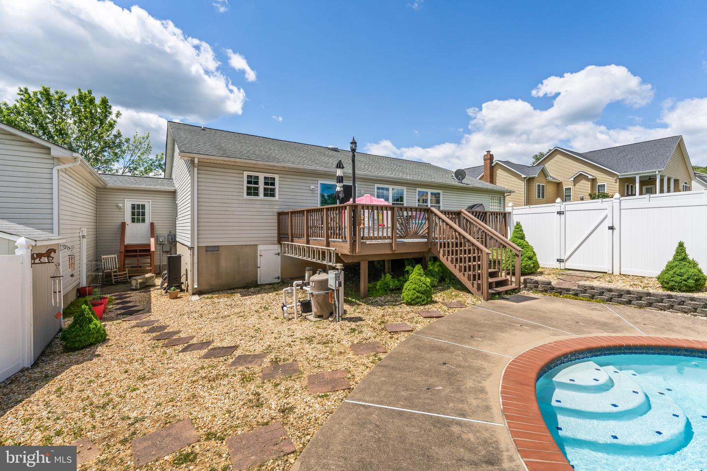12219 GLADE DR, FREDERICKSBURG, Virginia 22407, 4 Bedrooms Bedrooms, ,2 BathroomsBathrooms,Residential,For sale,12219 GLADE DR,VASP2033276 MLS # VASP2033276
